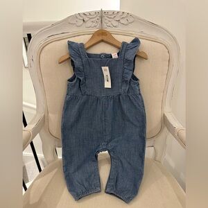 🦢 Baby 6~12 Mth Chambray Romper Pinafore with Ruffles NWT